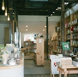 TOUTEN BOOKSTOREの画像