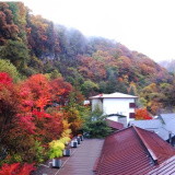 黄金色の巨石露天風呂 横谷温泉旅館の画像